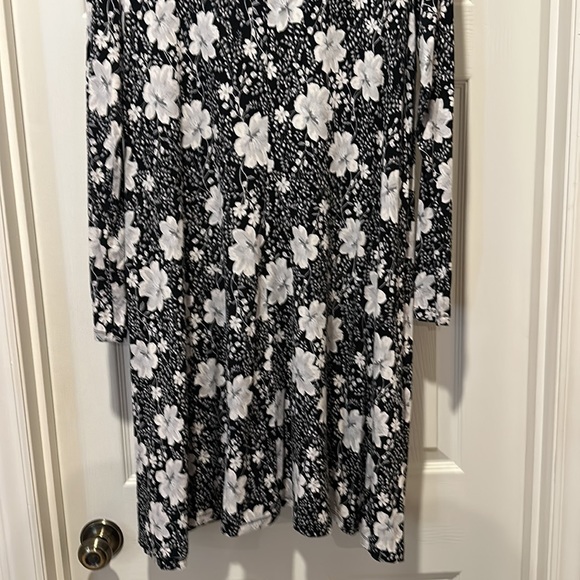 Old Navy XL Dress - Picture 6 of 6